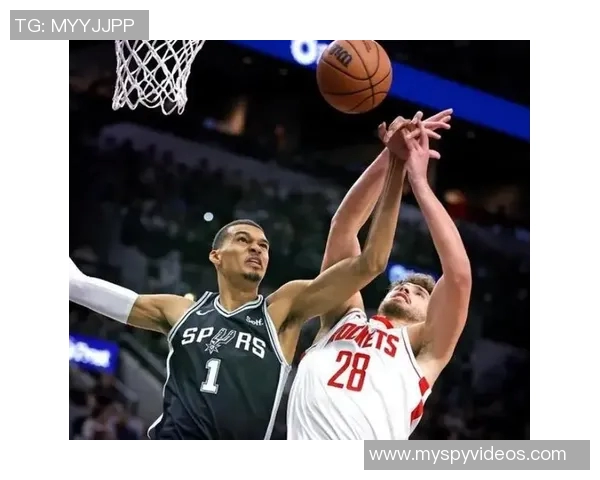 2019年火箭队与老鹰队精彩全场比赛录像回顾与分析