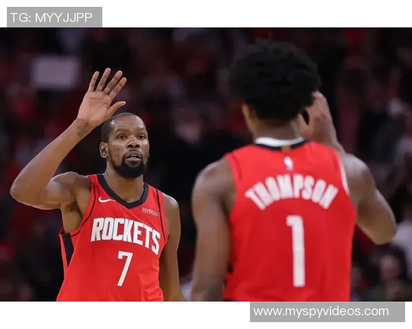 CCTV直播马刺对火箭的精彩比赛全程回顾与分析