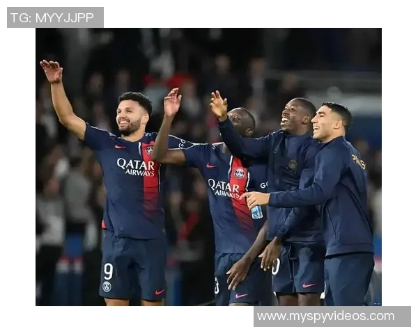 巴黎日耳曼与热刺激战正酣谁能在欧冠赛场笑到最后