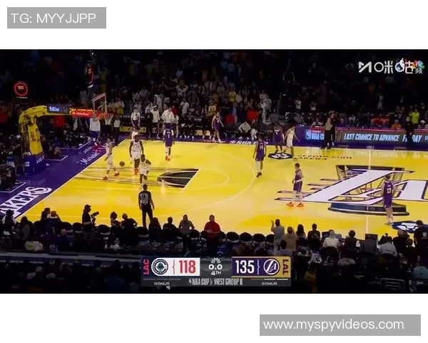 快船与湖人对决前瞻分析及比赛结果预测,谁将赢得洛城德比的胜利 快船与湖人对决前瞻分析及比赛结果预测,谁将赢得洛城德比的胜利