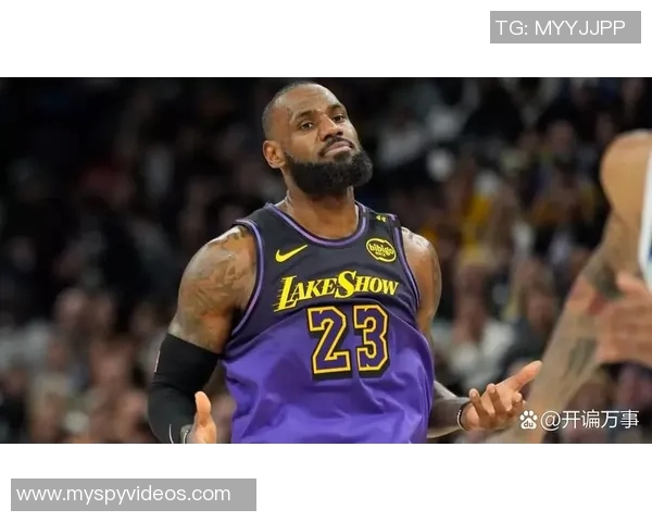勒布朗詹姆斯:传奇巨星的篮球生涯与影响力解析 勒布朗詹姆斯:传奇巨星的篮球生涯与影响力解析