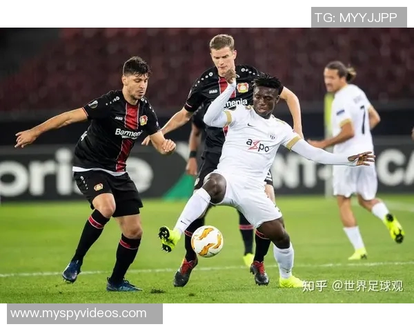 哈化柏林与拜仁慕尼黑激战正酣精彩瞬间回顾与赛后分析