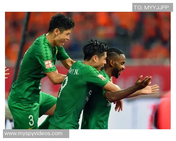 山东鲁能与中赫国安激战正酣谁能在这场对决中笑到最后