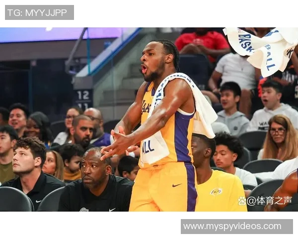 76人对湖人精彩比赛录像回顾及分析全场亮点与关键时刻分享 76人对湖人精彩比赛录像回顾及分析全场亮点与关键时刻分享