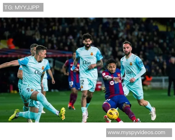 巴萨迎战基普展现实力争夺胜利全力以赴的精彩对决