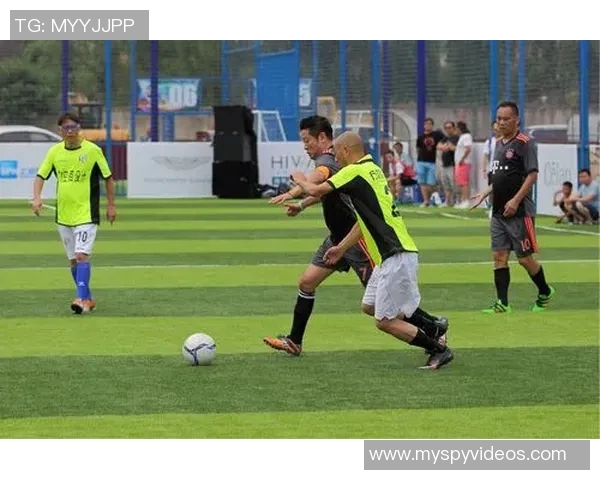 庆南队与鲁能队精彩对决直播全程回顾与分析