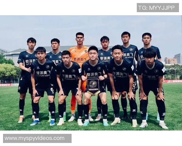 赛后分析：上海足球队与武汉足球队技术对抗的关键因素与战术解析