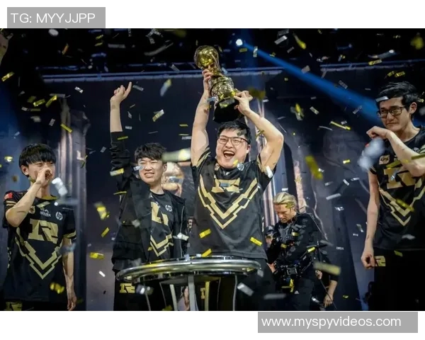 RNG战队中路突破策略解析及其在CSGO比赛中的影响